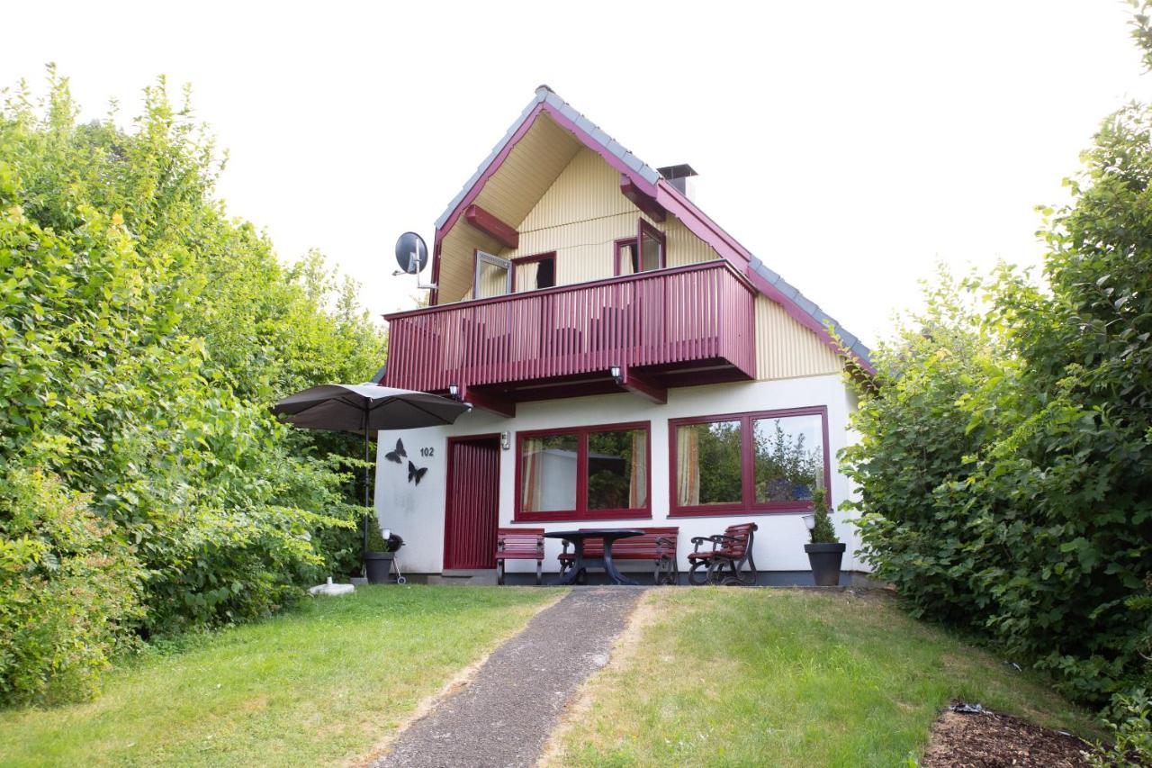 Ferienhaus "Schmetterling" Am See Im Bergland キルヒハイム エクステリア 写真