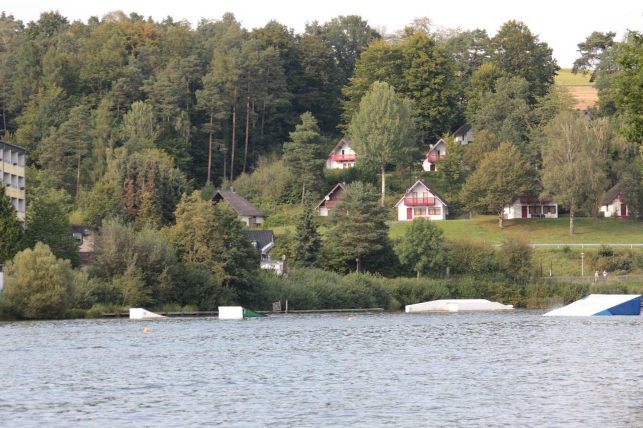 Ferienhaus "Schmetterling" Am See Im Bergland キルヒハイム エクステリア 写真